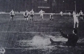Vasas Boedapest – Feyenoord · 2–2