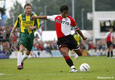 Voorschoten 97 – Feyenoord · 0–9