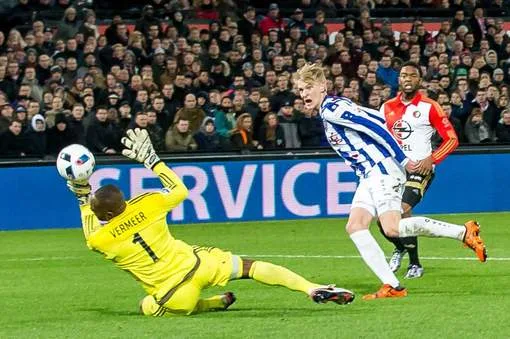 Feyenoord – Sc Heerenveen · 1–2