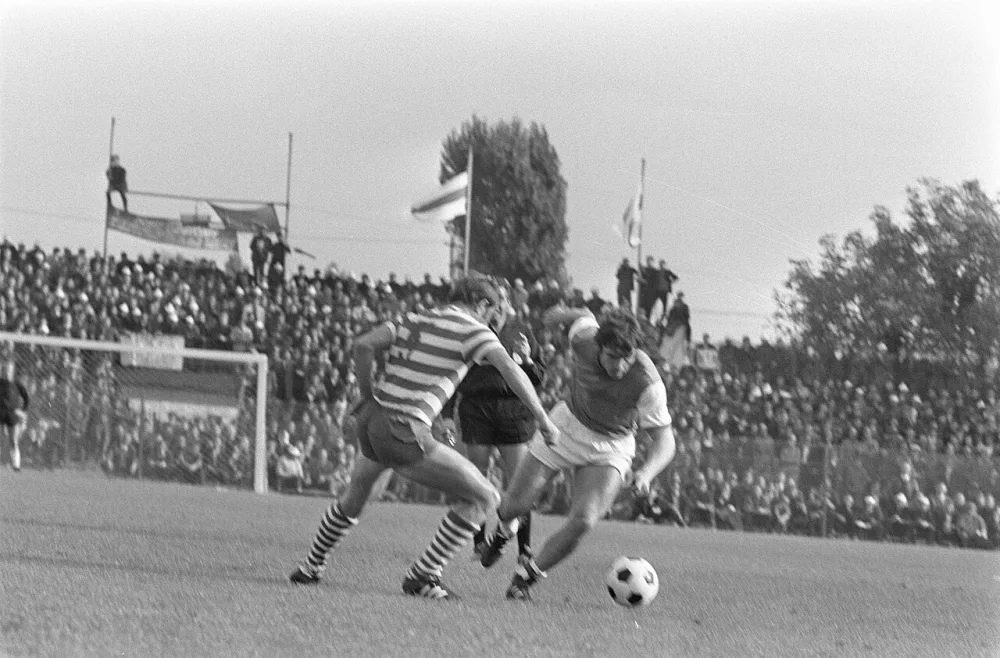 UT Arad tegen Feijenoord 0-0 in Europa Cup in Roemenie. Foto: Eric Koch / Anefo, Nationaal Archief (CC0).