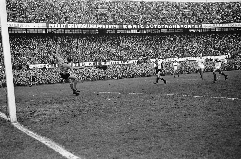 Feyenoord tegen DWS 3-1, spelmomenten. Foto: Eric Koch / Anefo, Nationaal Archief (CC0).