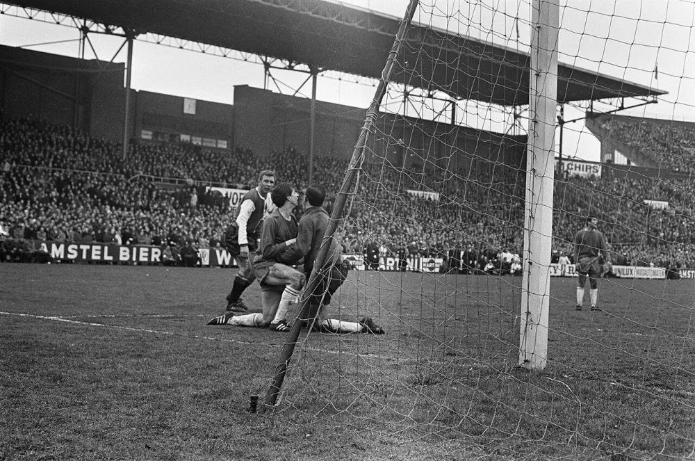 Ajax tegen Feyenoord 1-0. Spelmomenten. Foto: Eric Koch / Anefo, Nationaal Archief (CC0).