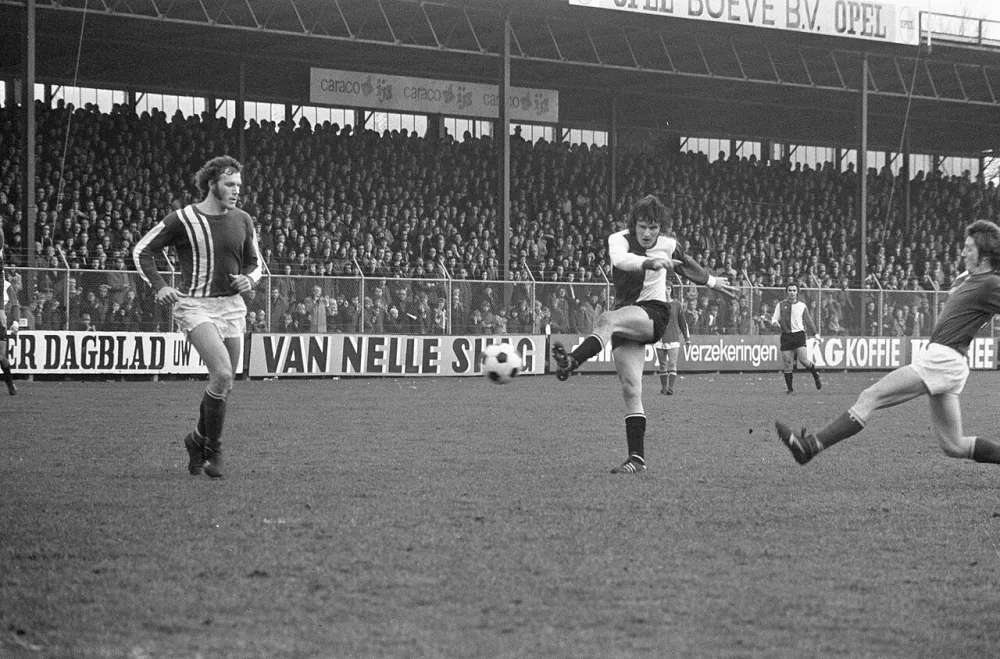 Schoenmaker scoort 0-2. Foto: fotograaf onbekend / Anefo, Nationaal Archief (CC0).