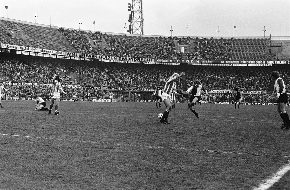 Feyenoord tegen Wageningen 8-2, spelmomenten. Foto: Hans Peters / Anefo, Nationaal Archief (CC0).