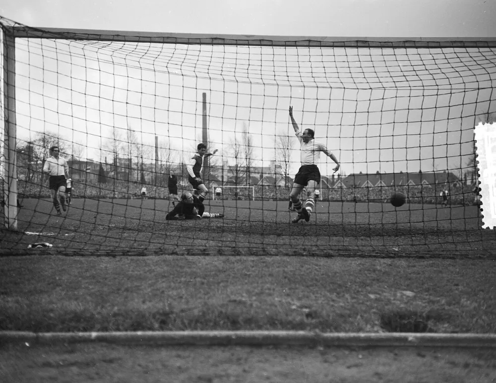 Voetbal. PSV tegen Feijenoord 3-1. Foto: Wim van Rossem / Anefo, Nationaal Archief (CC0).