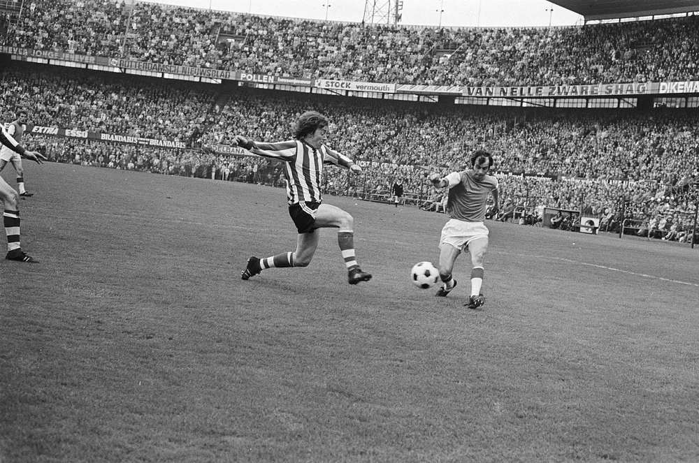 Spelmoment. Foto: fotograaf onbekend / Anefo, Nationaal Archief (CC0).