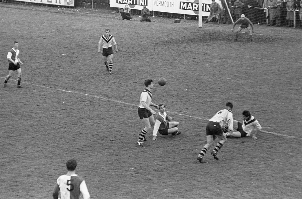 Feyenoord tegen VVV 0-1 spelmoment. Foto: Eric Koch / Anefo, Nationaal Archief (CC0).