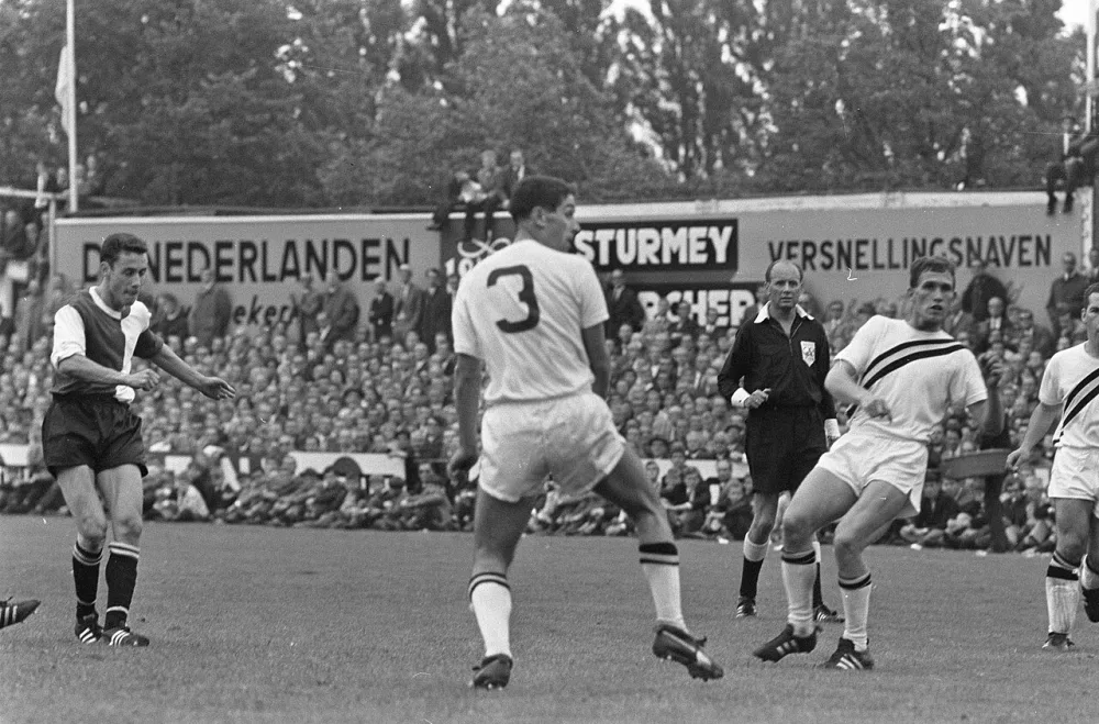 NAC tegen Feyenoord 0-3. Spelmomenten. Foto: Eric Koch / Anefo, Nationaal Archief (CC0).