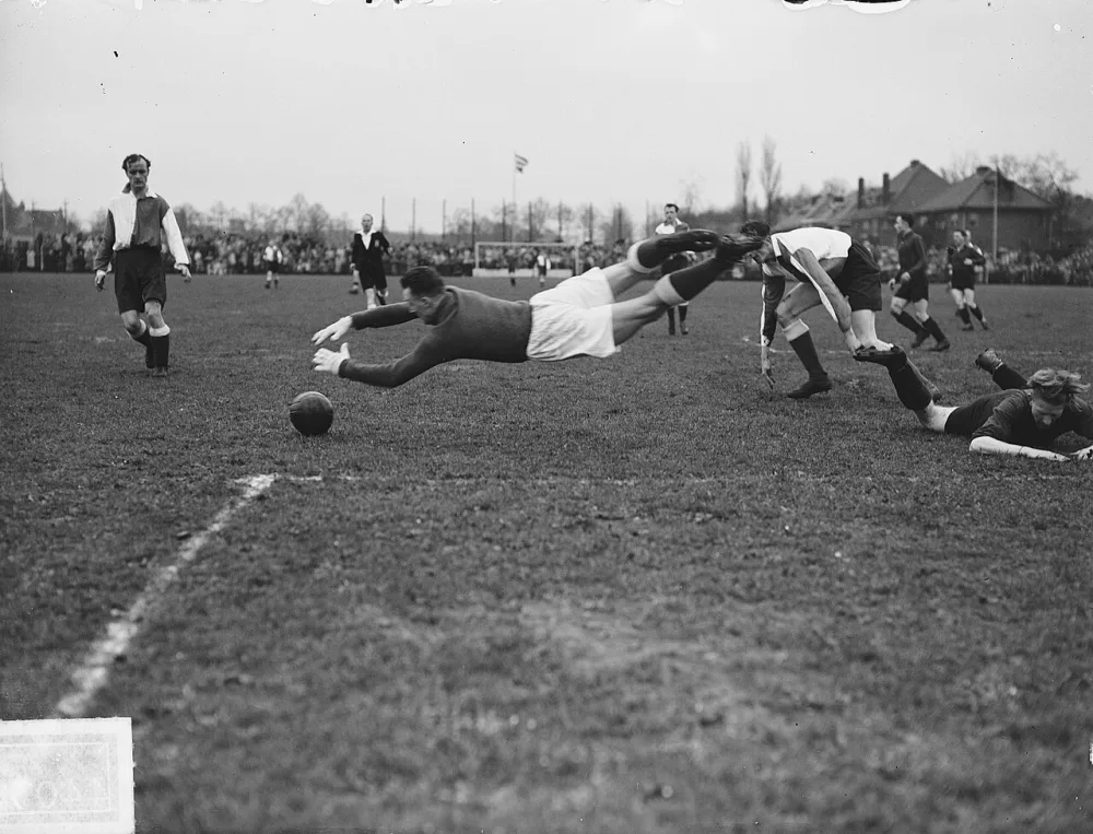 BVV tegen Feyenoord 2-0. Spelmoment. Foto: Harry Pot / Anefo, Nationaal Archief (CC0).