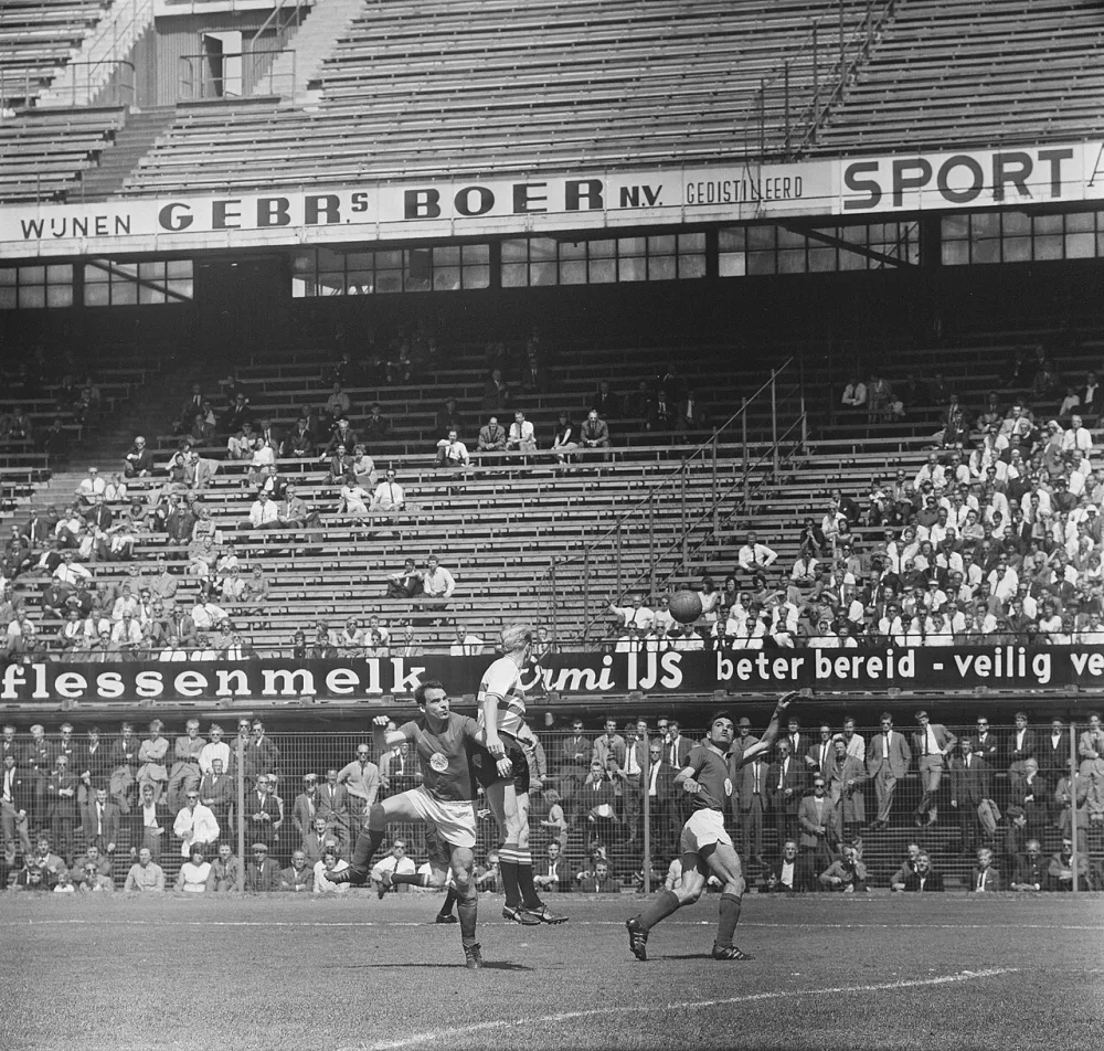 Spelmoment. Foto: Jan Voets / Anefo, Nationaal Archief (CC0).