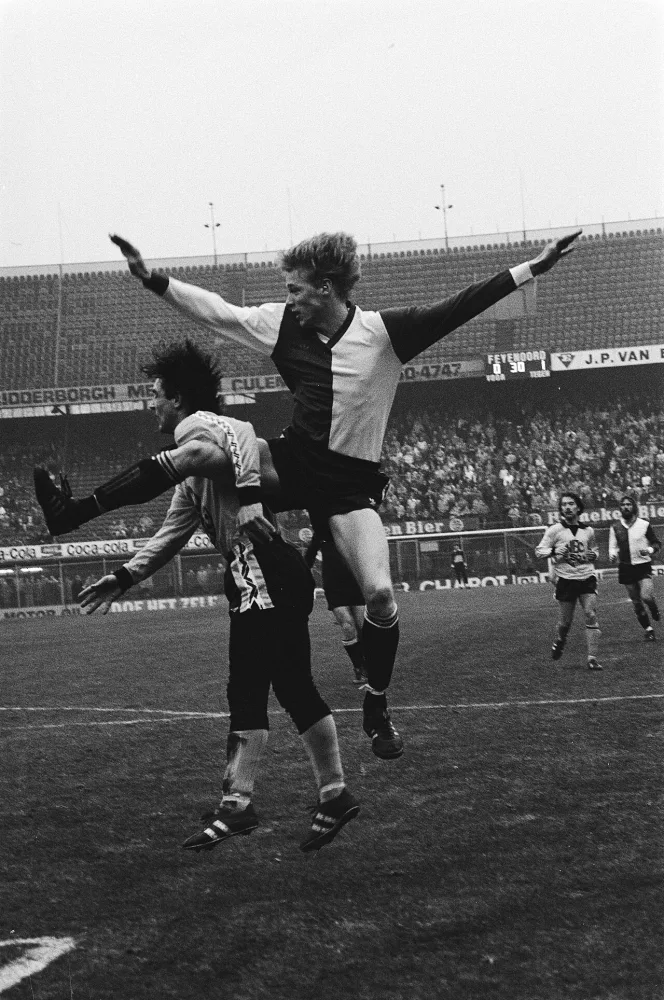 Feijenoord tegen NEC; Petursson in aktie. Foto: Fernando Pereira / Anefo, Nationaal Archief (CC0).