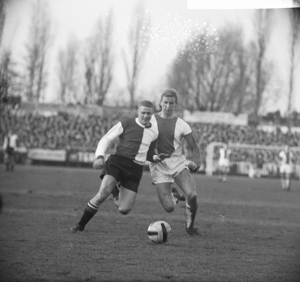 Elinkwijk tegen Feyenoord, 1-3, Harry Bild in aktie. Foto: Jac. de Nijs / Anefo, Nationaal Archief (CC0).