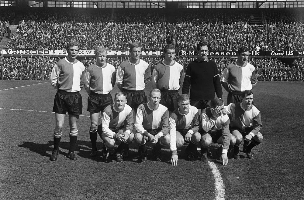 Feyenoord tegen Telstar 4-1, elftal Feyenoord. Foto: Eric Koch / Anefo, Nationaal Archief (CC0).