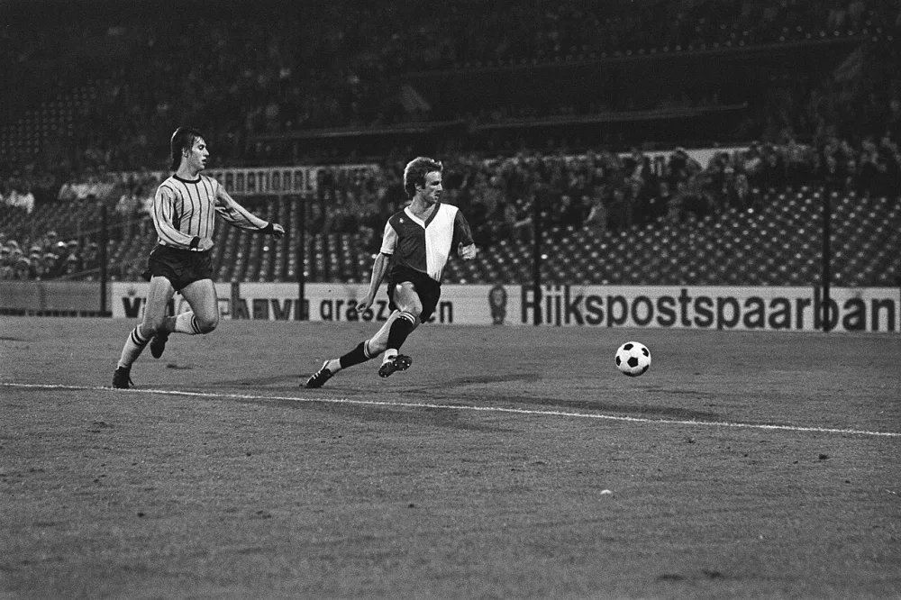 Feyenoord tegen Djengardens, spelmomenten. Foto: Rob C. Croes / Anefo, Nationaal Archief (CC0).