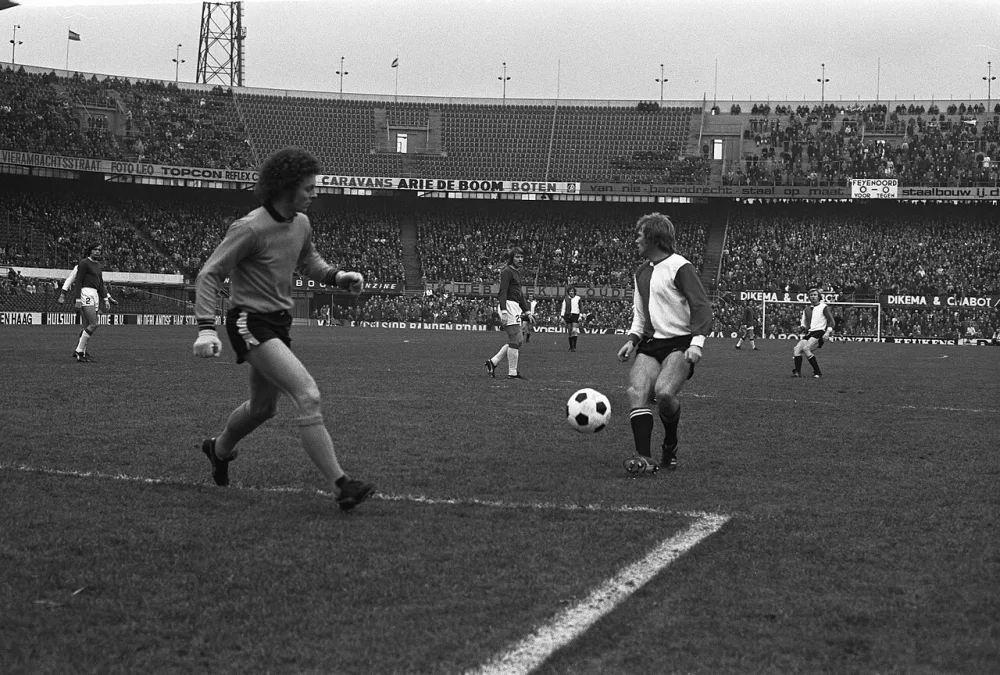 Feyenoord tegen Utrecht 2-1, spelmoment. Foto: Bert Verhoeff / Anefo, Nationaal Archief (CC0).