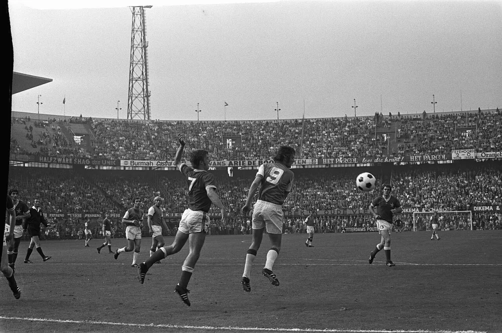 Feyenoord tegen MVV 2-0. Foto: Joost Evers / Anefo, Nationaal Archief (CC0).