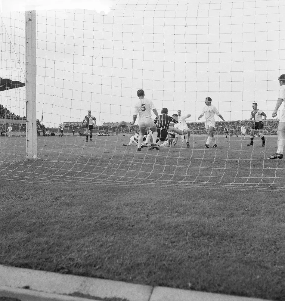 MVV tegen Feyenoord 0-0. Spelmoment. Foto: Eric Koch / Anefo, Nationaal Archief (CC0).