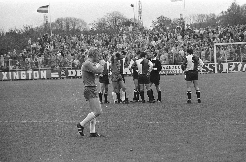Telstar tegen Feijenoord 1-0. Foto: Rob Mieremet / Anefo, Nationaal Archief (CC0).