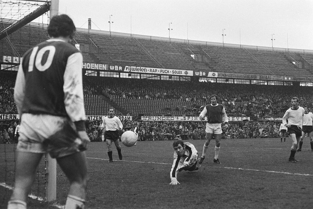 Feijenoord tegen NAC 3-0. Foto: Rob Mieremet / Anefo, Nationaal Archief (CC0).