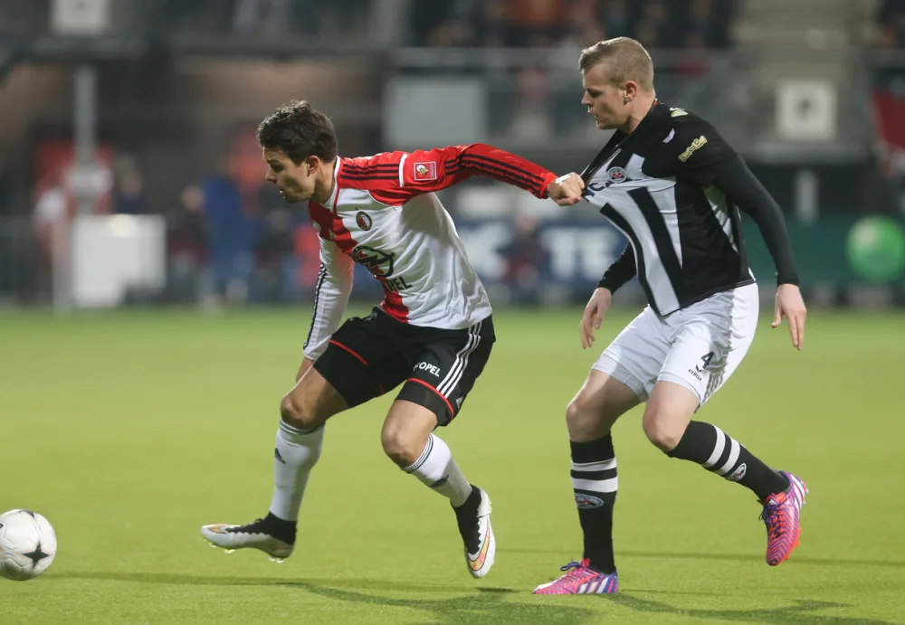 Heracles Almelo – Feyenoord · 2–0