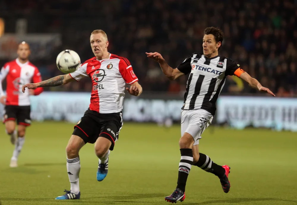 Heracles Almelo – Feyenoord · 2–0