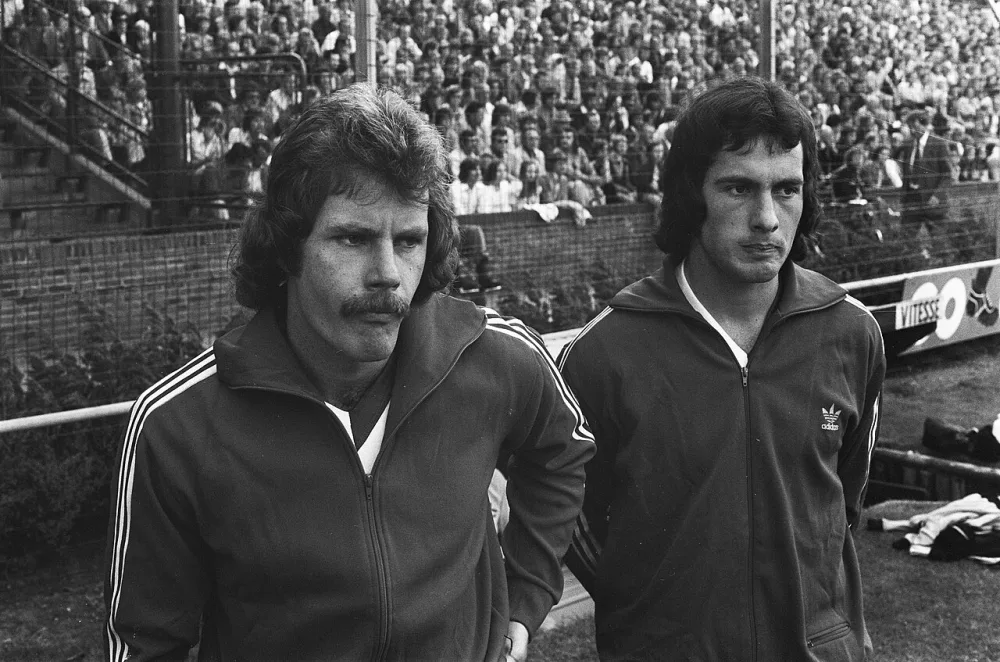 Geoffrey Wegerle (l) en Steve Wegerle. Foto: Bert Verhoeff / Anefo, Nationaal Archief (CC0).